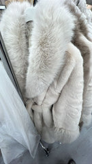 (Kopie) (Kopie) Luxe Fluffy Jas met Ceintuur - Maat 38/42